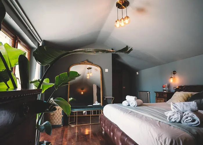 Villa Elena - Luxury Mansion In Rome