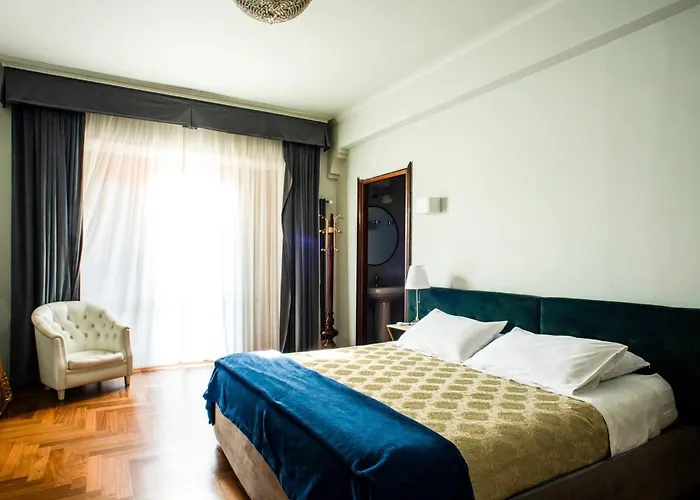Villa Elena - Luxury Mansion In Rome